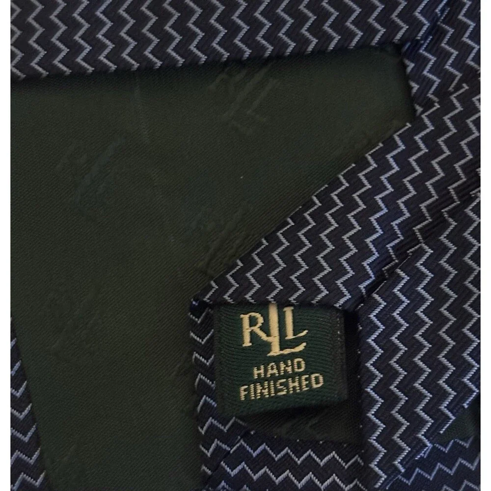 Lauren Ralph Lauren Men’s Tie 100% Silk Navy Blue Geometric Hand Finished